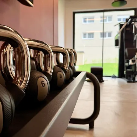 We Live Sharies - B304 Reims