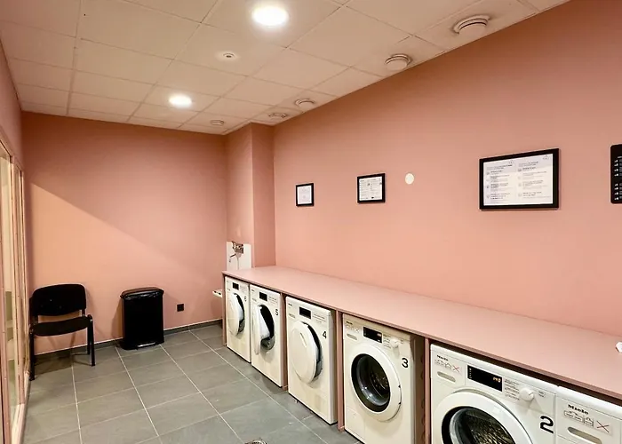 We Live Sharies - B304 Lägenhet