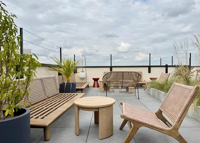 We Live Sharies - B304 * Reims